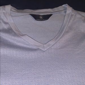 Almost new men’s vneck style